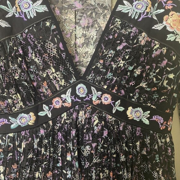 Free People Dress sz ?XS Boho Floral Lace Embroidered Cherry Blossom Min… - Picture 9 of 16